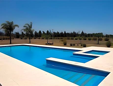 Howard Johnson Inn Rosario de la Frontera