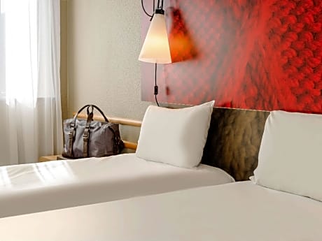 Standard Room with 2 Single Beds