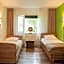 50|50 Hotel Belmont