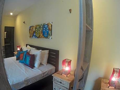 Queen Room with Pool View