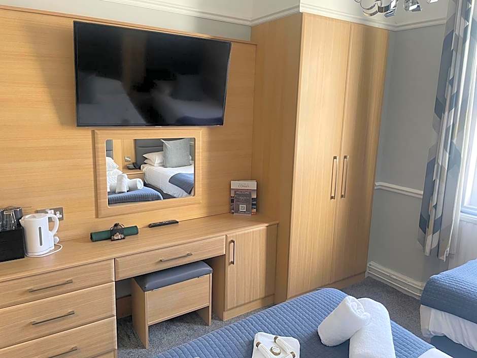 The Wildings Hotel & Tudno's Restaurant