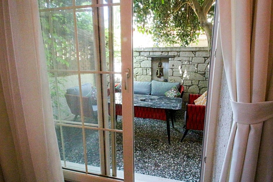 CASA RUBİNO BUTİK OTEL