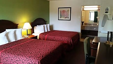 Deluxe Double Room with Two Double Beds - Non-Smoking