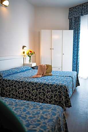 Family Room with Partial Sea View