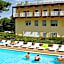 Hotel Columbia