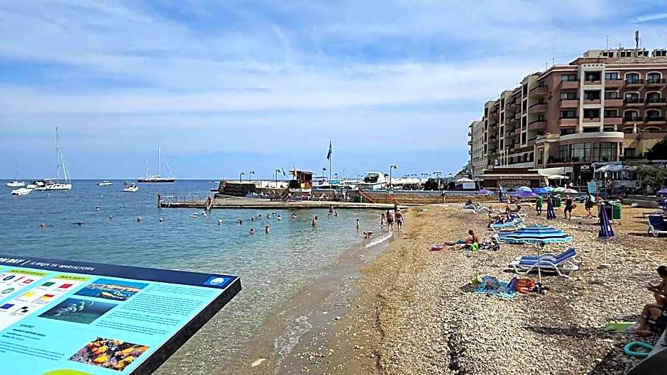 La Playa Hotel