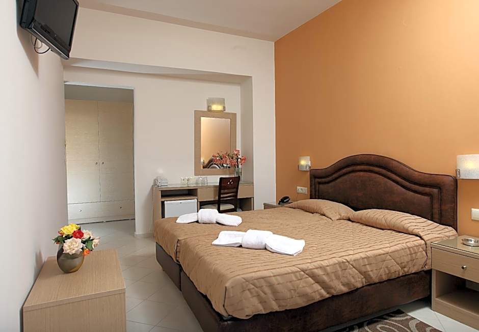 Zdjęcie 1 z 32 — 1 Double Bed or 2 Beds, Sea View