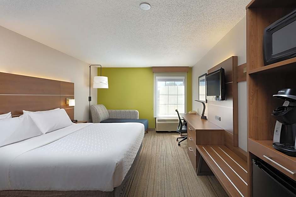 Holiday Inn Express & Suites Milton East I-10 By IHG