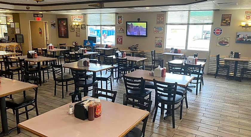Ramada by Wyndham Enid