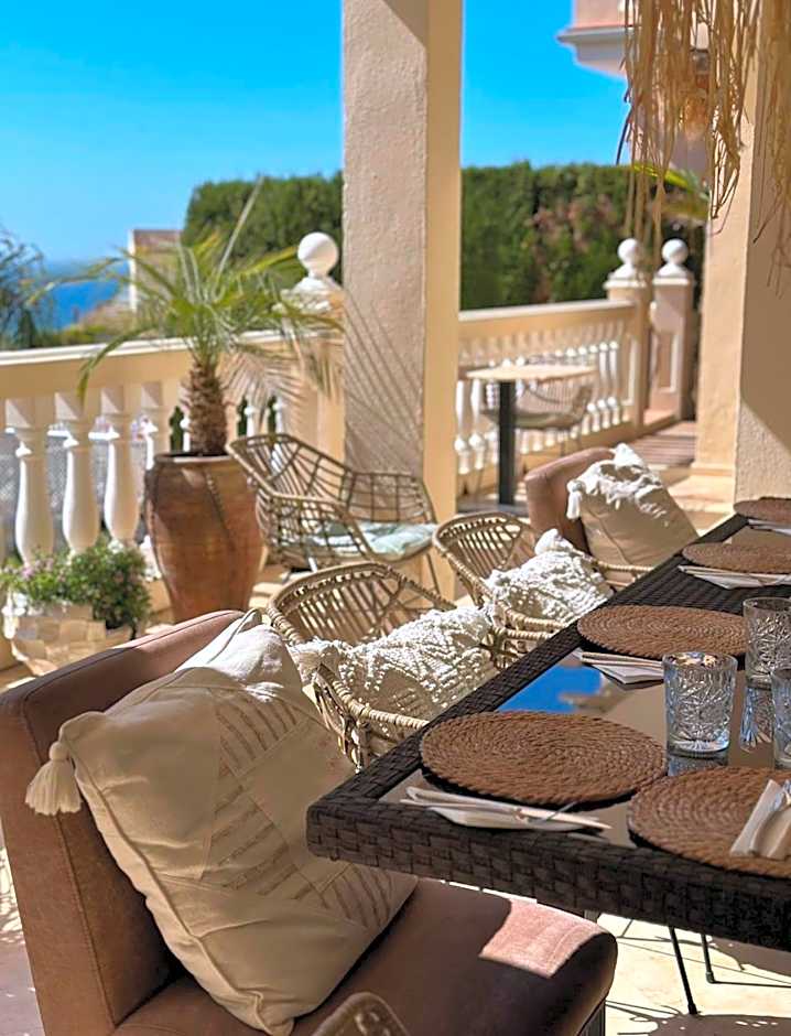 Luxury B&B Villa Tauro