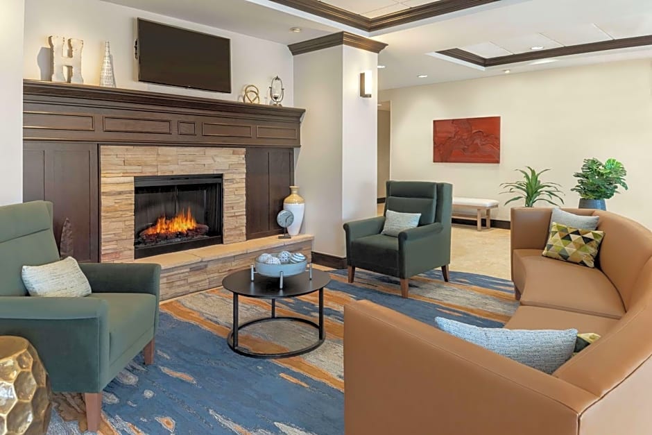 Homewood Suites By Hilton Fort Wayne
