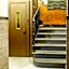 Ad Hoc Domus Guest House