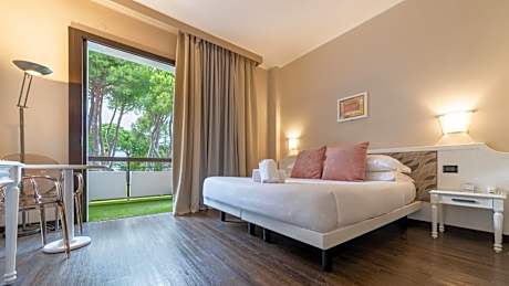 Superior Double Room with Balcony and Spa Access