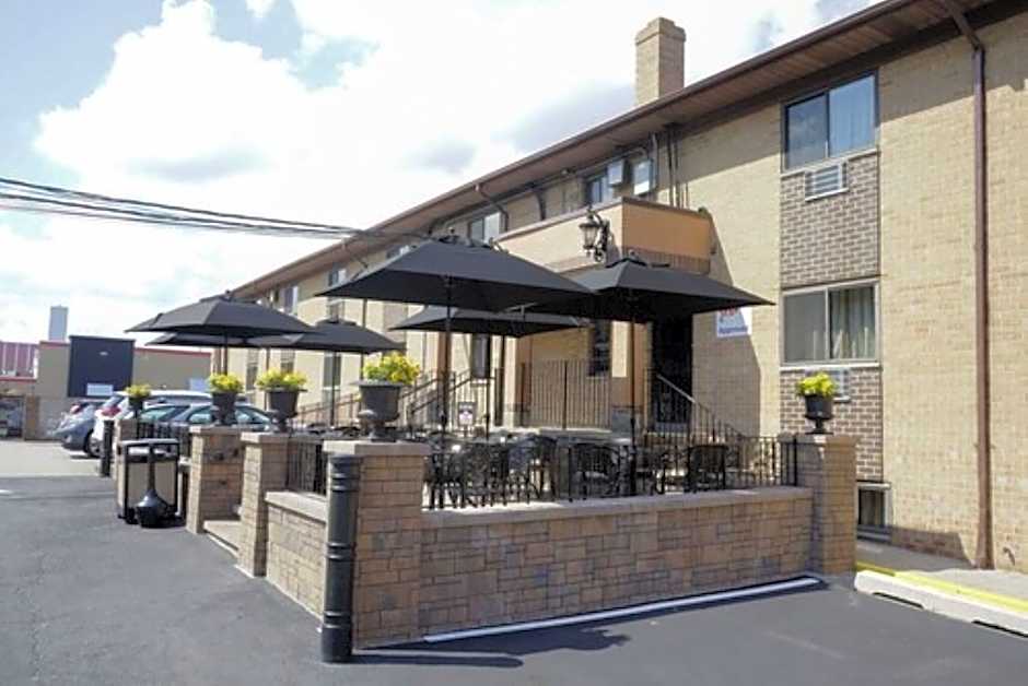 The Holland Hotel