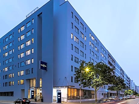 Novotel Suites Wien City Donau Hotel