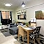 MaRoy Suites at Asteria Residences (Near NAIA with free Parking+Fiber Internet)