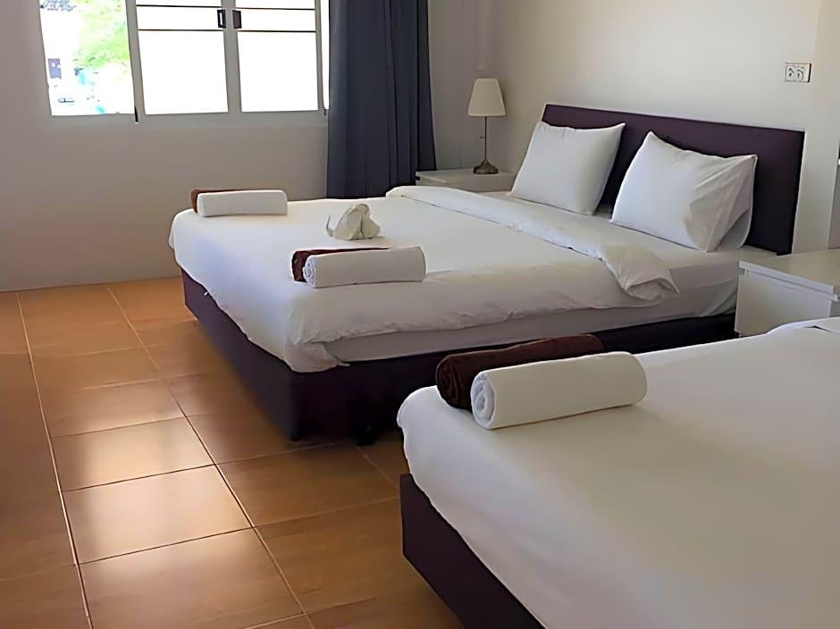 Khaolak Hillside Villa