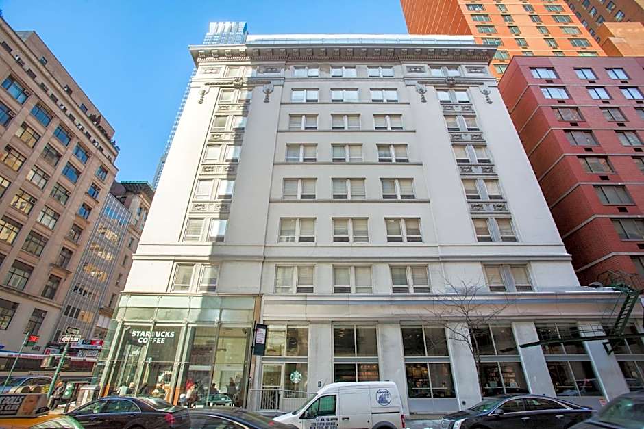 U Hotel Fifth Avenue