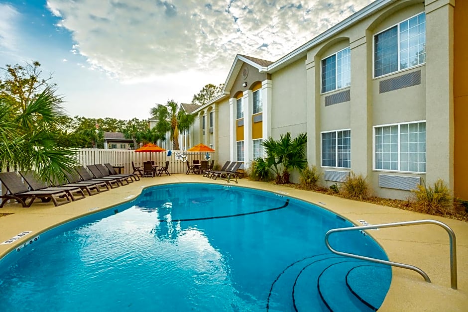 Holiday Inn Express Saint Simons Island, an IHG Hotel