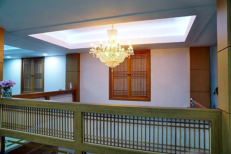 Jeonju Gamyeongru Hanoktel