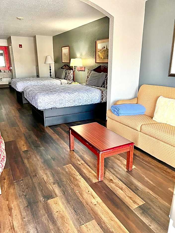 Magnolia Inn and Suites