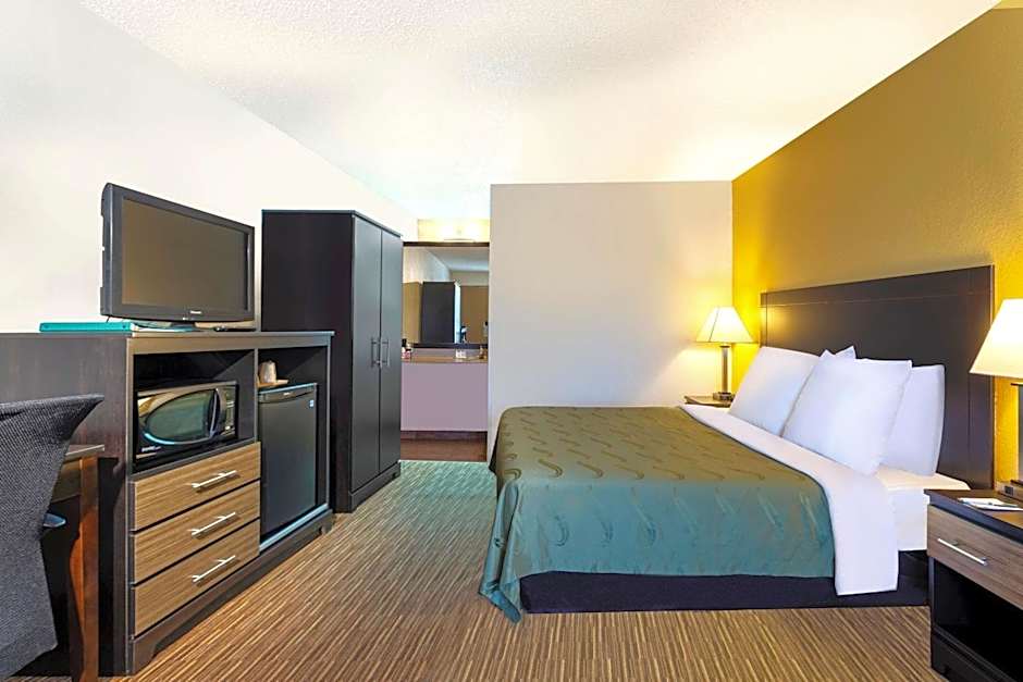 Quality Inn At Arlington Highlands