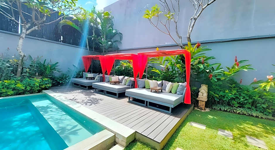 Seminyak Icon - by Karaniya Experience