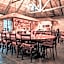 Tshukudu Game Lodge