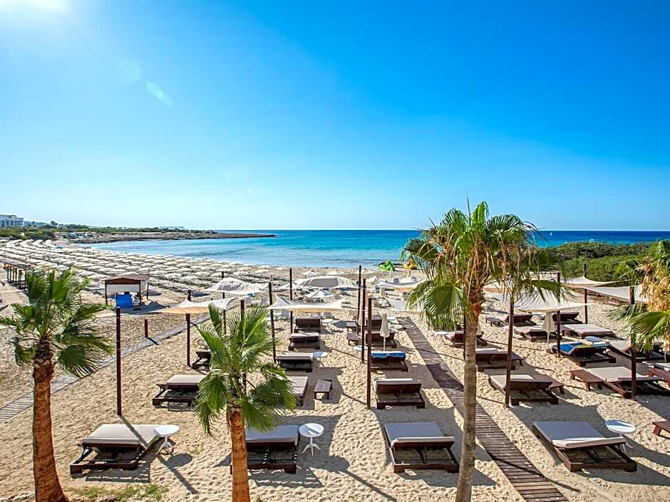 So Nice Beach Resort