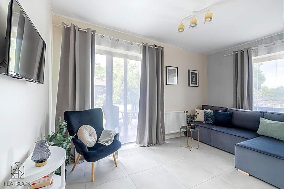 Sztutowo Lazurowy Dwór - Apartamenty oraz Pokoje z Parkingiem