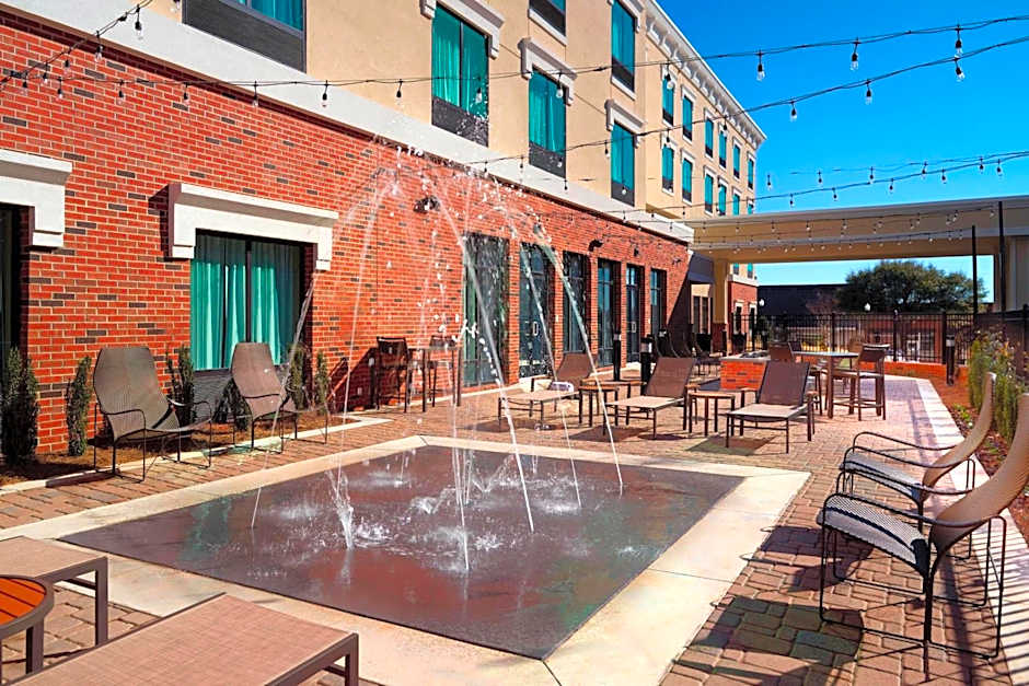 Courtyard by Marriott LaGrange