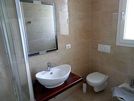 Double Room with Private Bathroom