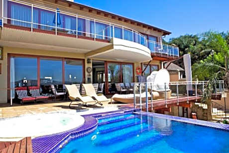 Kosmos Manor Guest House