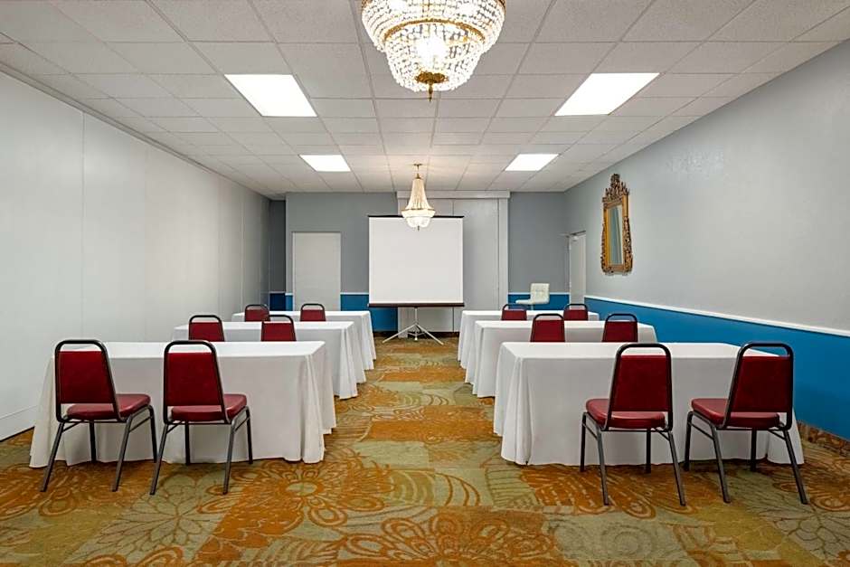 Baymont by Wyndham Salem Roanoke Area