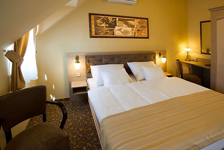 Barokk Hotel Promenád