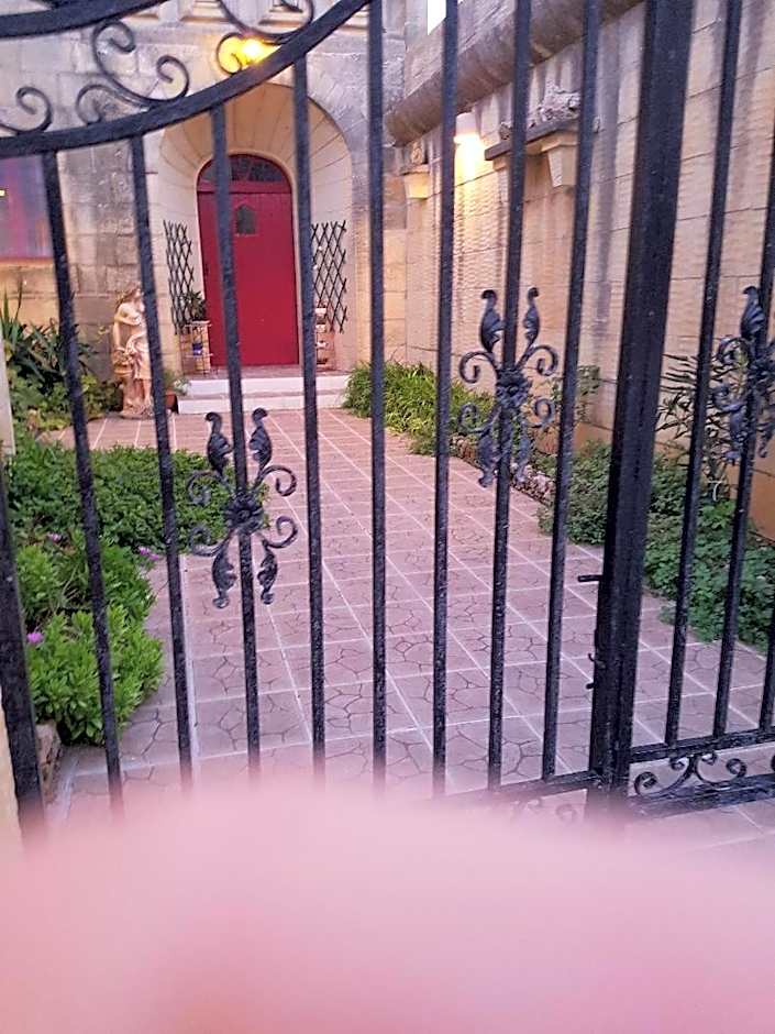 Ta' Karkar Villa Bed and Breakfast