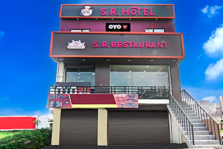 OYO SR Hotel and Restaurant
