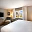 Sonesta Simply Suites Jersey City