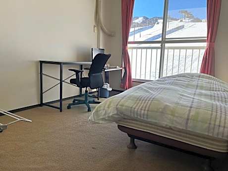 Single Room with Shared Bathroom