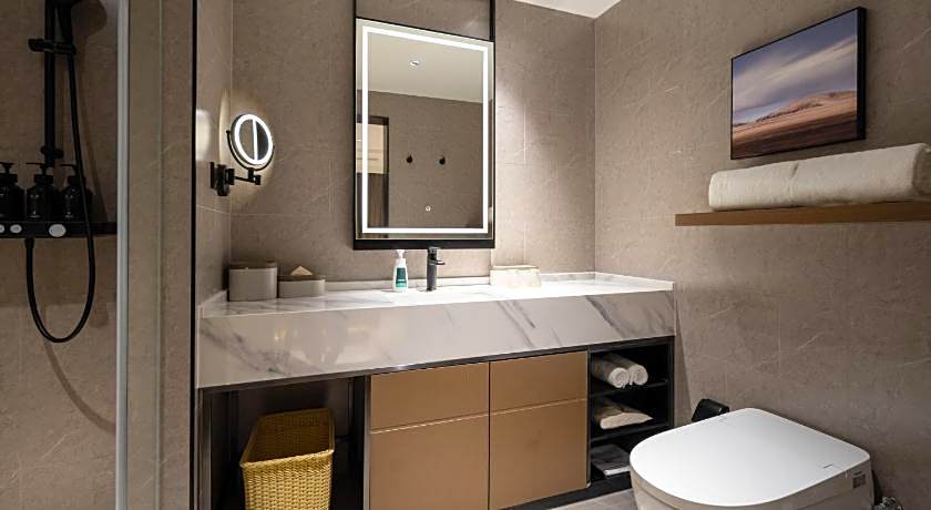 Atour Hotel Qidong Phoenix Hui Renmin West Road