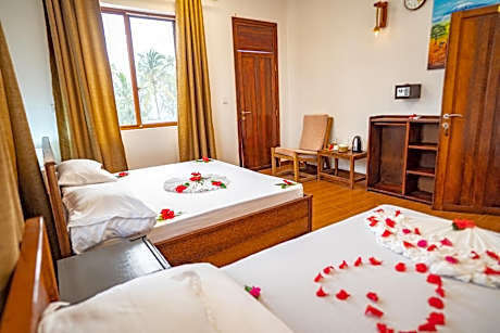 Deluxe Double or Twin Room with Balcony
