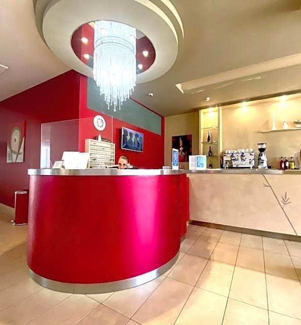 Hotel Cosmopol Cesenatico