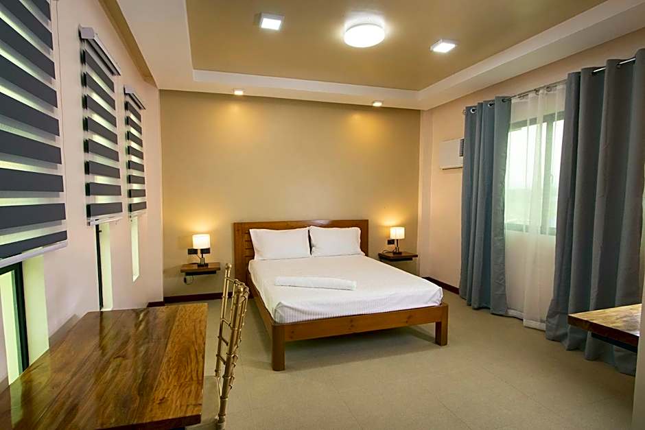 Photo 1 of 8 of Executive Suite