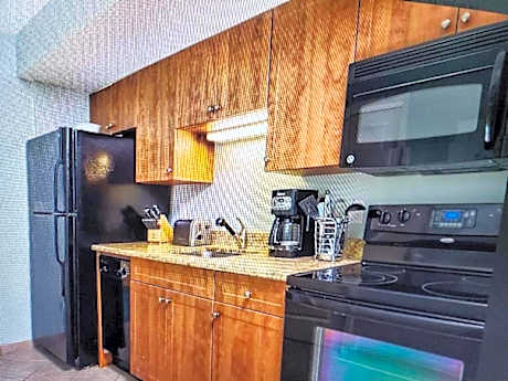 Towers on the Grove Resort by ResortShare