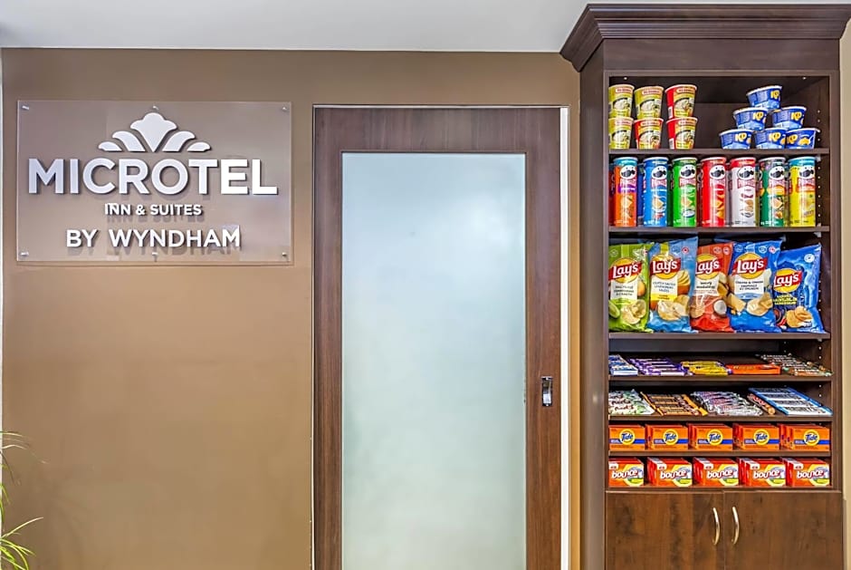 Microtel Inn & Suites by Wyndham Timmins
