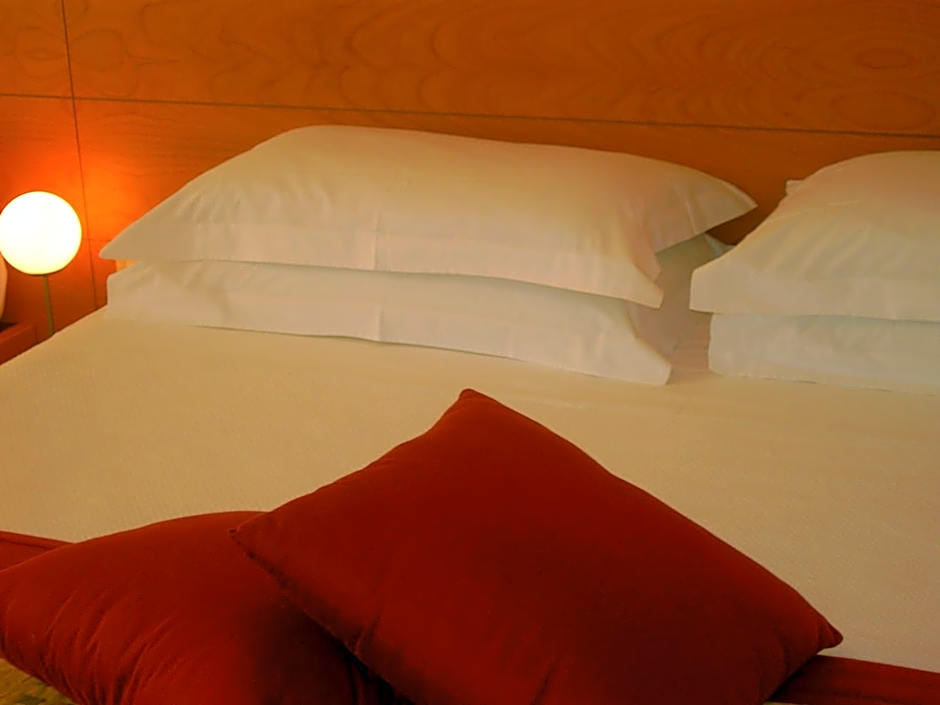 Accademia Hotel