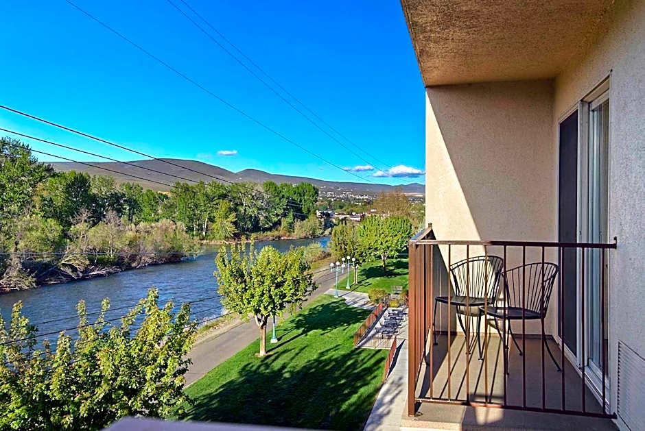 Oxford Suites Yakima