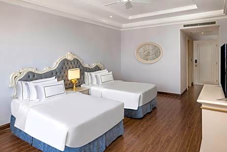 Two-Bedroom Premium Room with Mountain View