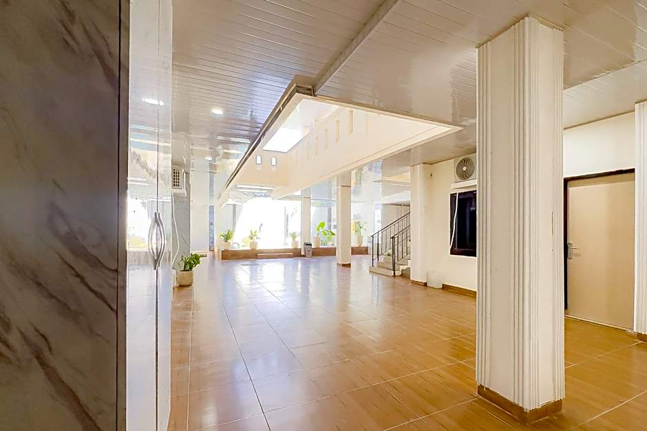 RedDoorz Plus at GNG Hotel El Tari Airport Kupang