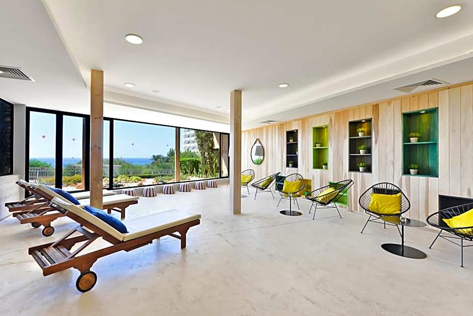 Napa Mermaid Hotel & Suites